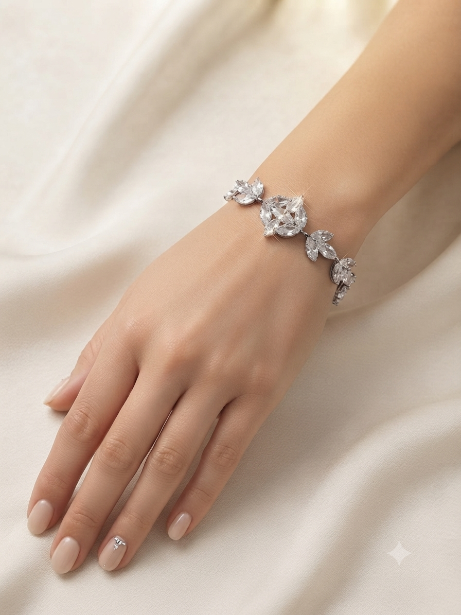 Radiant Crystal Luxury Bracelet – Timeless Elegance & Brilliant Sparkle ✨💎