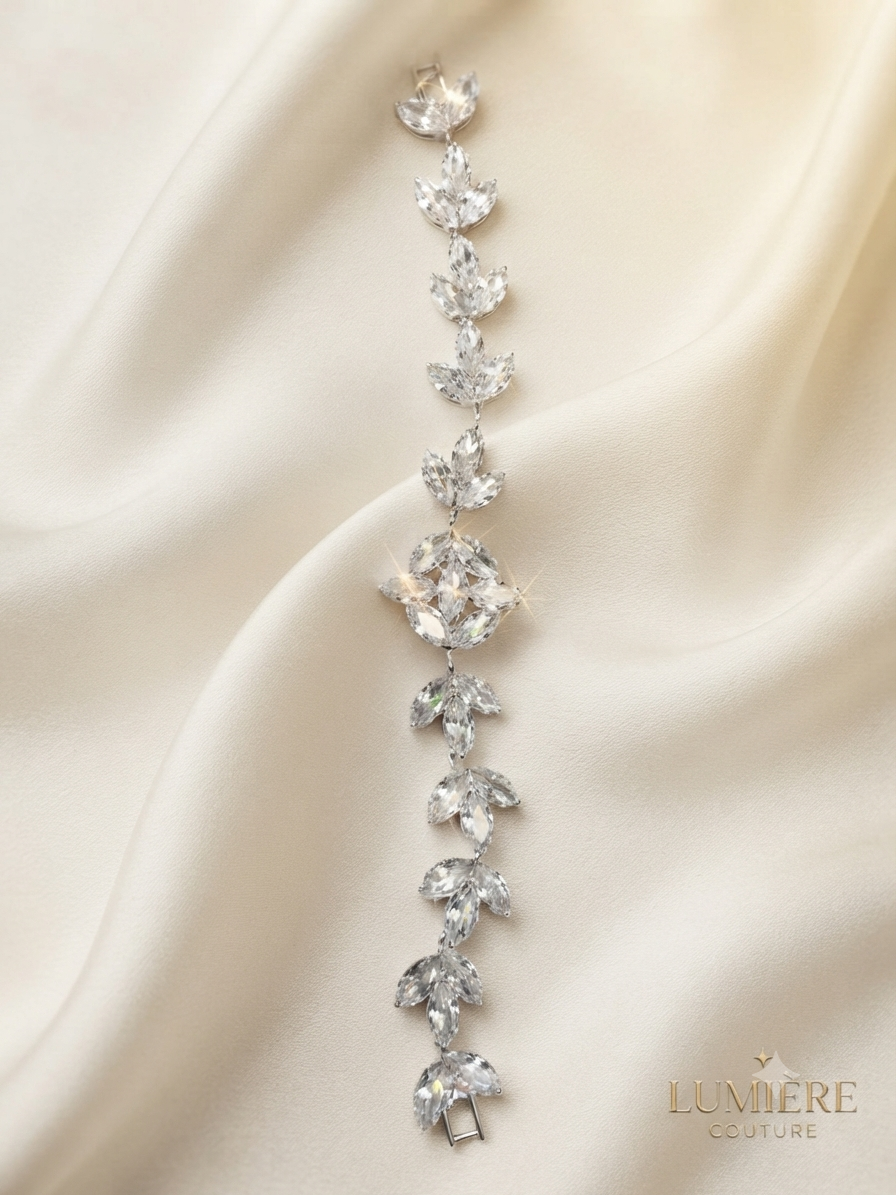 Radiant Crystal Luxury Bracelet – Timeless Elegance & Brilliant Sparkle ✨💎